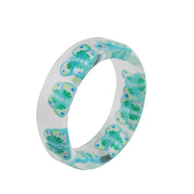 China Fashion Cute Simple Colorful Animal Transparent Resin Butterfly Acrylic Finger Ring Jewelry Gift Round Ring For Women Girls Beautiful for sale