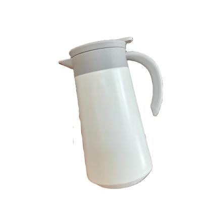 China WITH LID 800ml 304 Stainless Steel Travel Bottle Large Capacity Pot Thermos Water Jug with Portable Handle for sale
