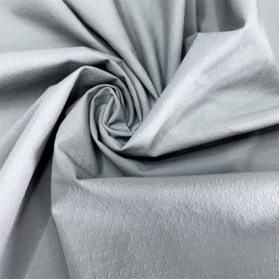 China 70D+40D*70D+40D Efecto Jacquard de Twill tridimensional para camisas chaquetas delgadas en venta