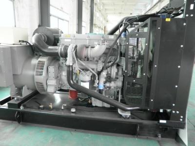 China generador diesel refrigerado por agua de 900kva Perkins, generador diesel eléctrico con el panel de control de alta mar en venta