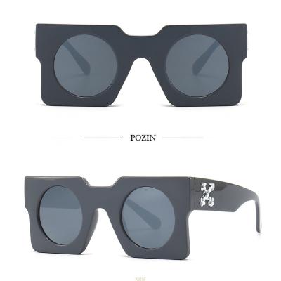 China Fashion sunglasses 2022 high quality hitter white irregular noise teenager hip street square logo lens snow pattern round sunglasses for sale