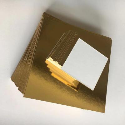 China Different Size Anticurl Wholesale Gold Or Silver Scalloped Cake Boards Aluminum Foil Cakeboard for sale