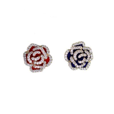 China Jewelry Decoration ZHIWEI fashion temperament camellia small lapel pin creative anti-glare buckle flowers fixed clothes small brooch female for sale