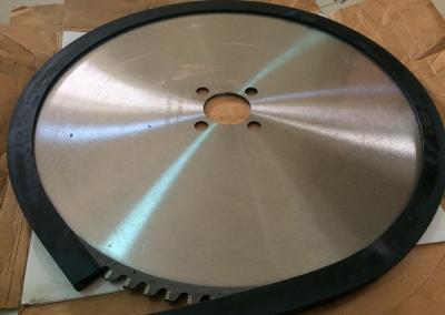 China Industrial Grade Carbide Tipped Saw Blade 710mm Diameter 90 Teeth TCT Blade for Precise Cuts for sale