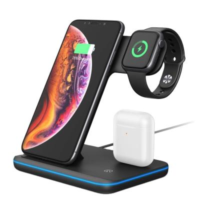 China 2021 Hot Selling High Speed Qi Car Charger Universal Wireless Charger Pad Fast Charging Docks for sale