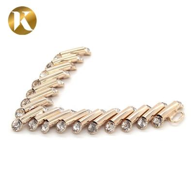 China El zapato antiguo clásico de la forma de V acorta 75mm*95m m con servicio del arreglo para requisitos particulares en venta