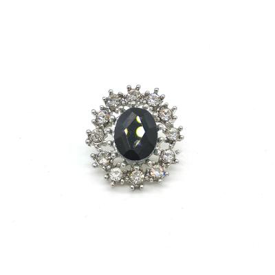 China Viable Wholesale Rhinestone Flower Trim Button Acrylic Rhinestone Buttons For Clothing Embellishments for sale