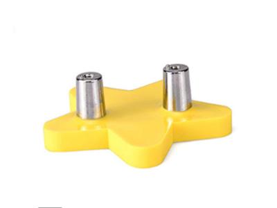 Chine Le caoutchouc de ciel bleu badine les boutons jaunes en plastique mous de Cabinet d'étoile de boutons de jaune de placard de PVC de boutons de meubles à vendre