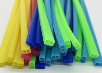 China La circular/el cuadrado formó el anillo de la junta del sello del silicón para las cajas plásticas de la comida en venta