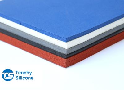China Não coloriu nenhuma folha da borracha de esponja do silicone do veneno para a resistência de alta temperatura à venda