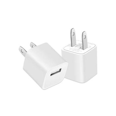 China Universal Sell One Low Price 5W Universal USB Phone Power Bank Laptop Charger Travel Charger for sale