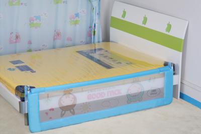 China Queen Size 1.8m Folding Bed Rail For Toddlers / Safe Sleeper Bed Rail for sale