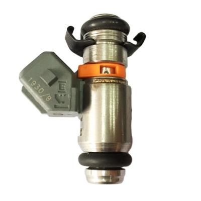 China Iron Scooter Fuel Injector Nozzle For Vp 125 Motorcycle Fuel Injector for sale