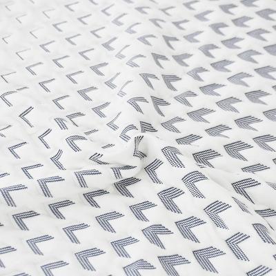 China Spandex Polyester Knitted Jacquard Mattress Fabric Heavyweight Bedding Home Bedspread Yarn Dyed Textile Upholstery Bedding Make-to-Order for sale