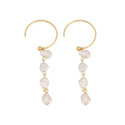 China 2021 other trend unique personality fashion hot selling design 925 silver c-shaped pearl earrings for sale