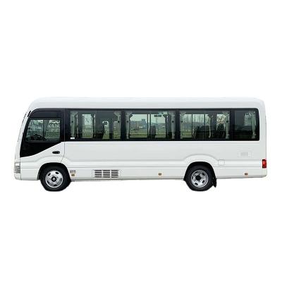 Chine En bon état Toyota Bus d'occasion 30 passagers Mini Coaster Bus avec transmission manuelle à vendre