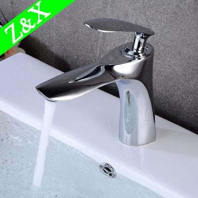 China Bathroom Sink Contemporary Round Shape Ceramic Chrome Plating Basin And Single Hole Faucet Mount for sale