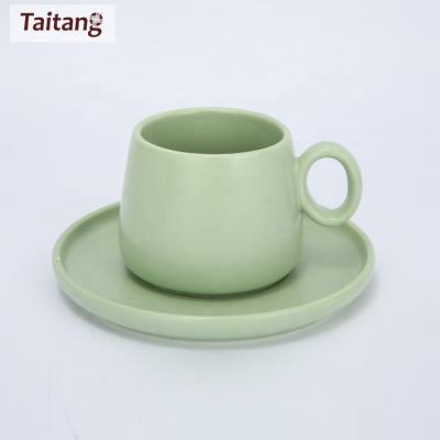 China Sustainable Coffee Cup And Saucer Set Solid Color Ceramic Reusable Coffee Cup for sale