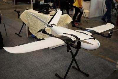 China Tilting Motor Automatically VTOL Drone Tailored For Your VTOL Applications 1.8Meters Wingspan 100Mins Endurance for sale