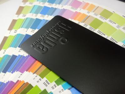 Chine Revêtement époxyde noir de poudre de Ral 9005 Matt pour l'étagère en acier de porte et de stockage à vendre
