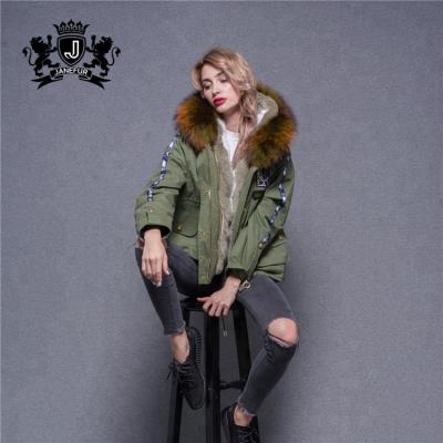 China New Design Breathable Parka Woman Jacket Winter Lightweight Warm Fur Hooded Down Coat for sale