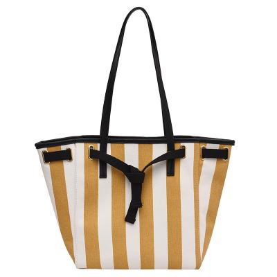 China Custom Oversized Tote Bags For Sublimation Large Tote Canvas Cotton Tote Bag Logo Printed Recycled Reusable Fashion Sublimation Tote for sale
