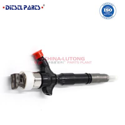 China Inyector de combustible diesel para trenes comunes 23670-0L050 para Hilux para Prado D4D 1KD-FTV en venta
