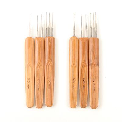 China Bamboo Wooden Braid Craft 0.5mm 0.75mm Stainless Steel Crochet Hook Needle For Hair for sale