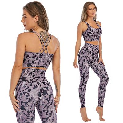 China Seamless Breathable Women Yoga Sets Gym Activewear Gym Fitness Quick Dry Breathable Sets for sale