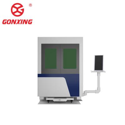 Chine Raytools Laser Head Tube métallique en acier inoxydable et feuille de fer Machine de découpe laser à fibre fermée automatique à vendre