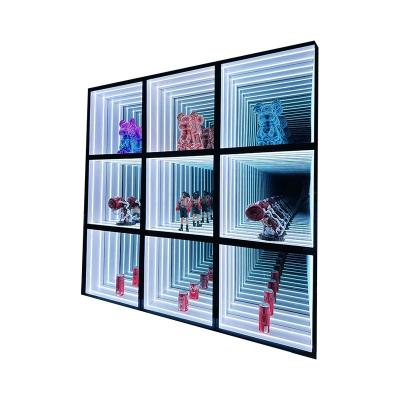 Cina Cassa per display a specchio a strisce a LED per mobili da showroom Negozio di vendita personalizzato in vendita