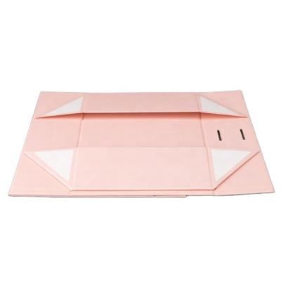 China Custom Recycled Materials Dongguan Product Luxury Folding Magnetic Closure Folding Gift Box With Ribbon for sale