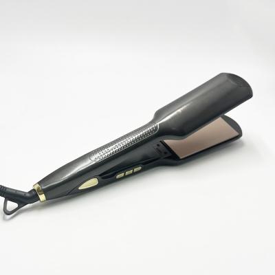 Cina Constant temperature negative ion widening titanium gold aluminum floating plate fashion niche hair straightener in vendita
