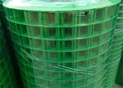 中国 緑ポリ塩化ビニールによって塗られた鋼鉄は1/4を囲うワイヤーによって転がされた庭をじりじり動かす緑ポリ塩化ビニールの家禽の塀を溶接した 販売のため