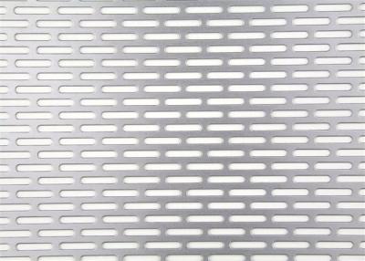 Chine 0.3mm - le trou encoché par 5mm a perforé la feuille, feuillard 3003 H14 perforé à vendre