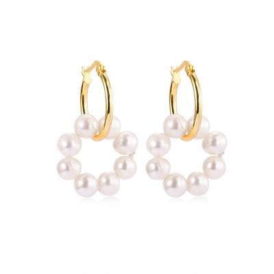 China Office / Career freshwater chime 925 sterling silver earrings gold plated huggie earring cultured pearl circle earrings jewelry for women for sale