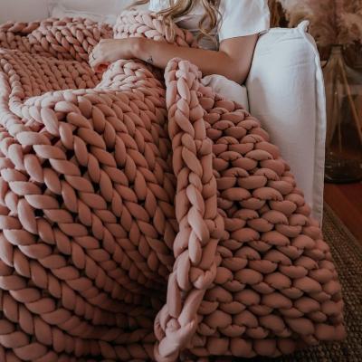 China Handcrafted Organic Polyester Tank Top Cotton Therapy Knitted Bulky Weighted Blanket for sale