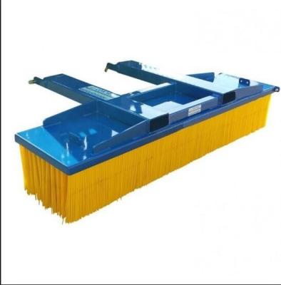 China Industrial Grade 8 Rows Abrasive Filament Push Broom Brush Head for sale