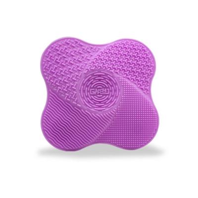 China Flexible Makeup Accessories Makeup Sweep Cleaning Mat for sale
