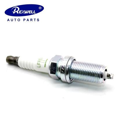 Chine Une bougie d'allumage à iridium pour Nissan NP300 Navara D40 à vendre