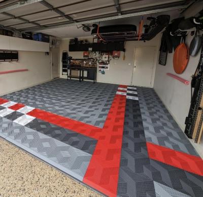 Cina Piastrelle di garage interconnesse 18mm resistenti allo scivolamento Piastrelle di pavimento di garage ventilate in vendita