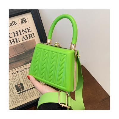 China 2021 Fashion Branded Women's Shoulder Bags Quality PU Wide Strap Purses and Handbag Box Shaped Women Grab Bags Ladies Chunky Tote Bag for sale