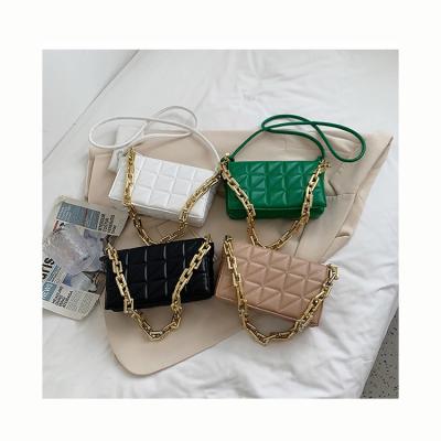 China Fashion Chains Embroidery Shoulder Armpit Luxury Thick Acrylic Purses Stitched 2021 New Messenger Bags Designer Women Armpit Handbags for sale