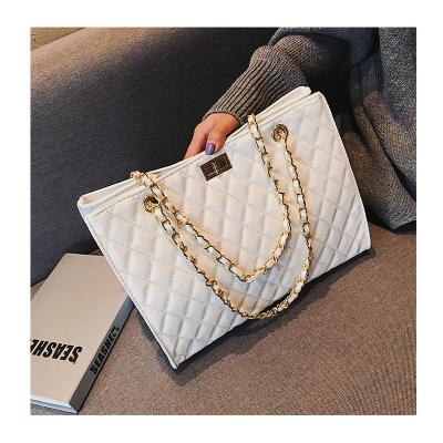 China Fashion Chain Shoulder Bag Women Travel Bags Large Luxury Patent Leather Handbags For Plaid Tote Designer Women Brand Main Sac A Femme for sale