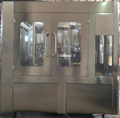 중국 Automatic Carbonated Miniral Soda Pure Water Bottle Filling Machine 판매용
