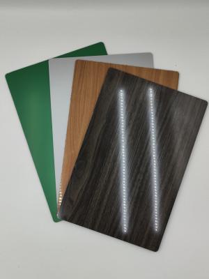 China Revestimiento cubierto fluocarbono 5m m de la hoja de madera ACP Decorativo en venta