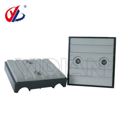 Cina CCE014 Pezzi di ricambio Scm Group 80X75mm Conveyance Chain Pad Chain Block per SCM Edgebander in vendita