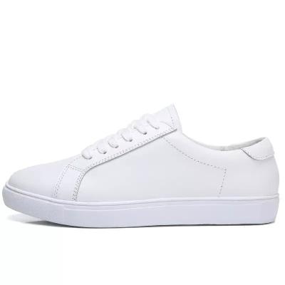 China Fashion Trend White casual walking style shoes fashion women shoes 2023 new design running shoes custom logo men's sports sneakers for sale