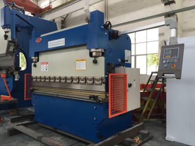 Cina Macchina X, serbatoio dell'olio di tonnellata 2500mm di Y Axis-63 240L del freno della stampa di CNC di Estun E21 in vendita