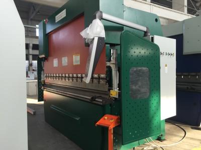 Cina 200 macchina del freno della stampa di CNC di tonnellata 3200 con l'asse 4+1 per la struttura di porta in vendita